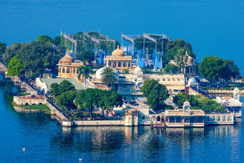 Udaipur: Private City Sightseeing guided tour with Tuk Tuk