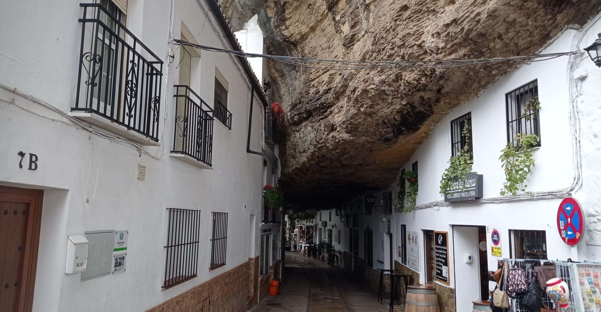 From Seville, Ronda and Setenil de las Bodegas Day Trip - Housity