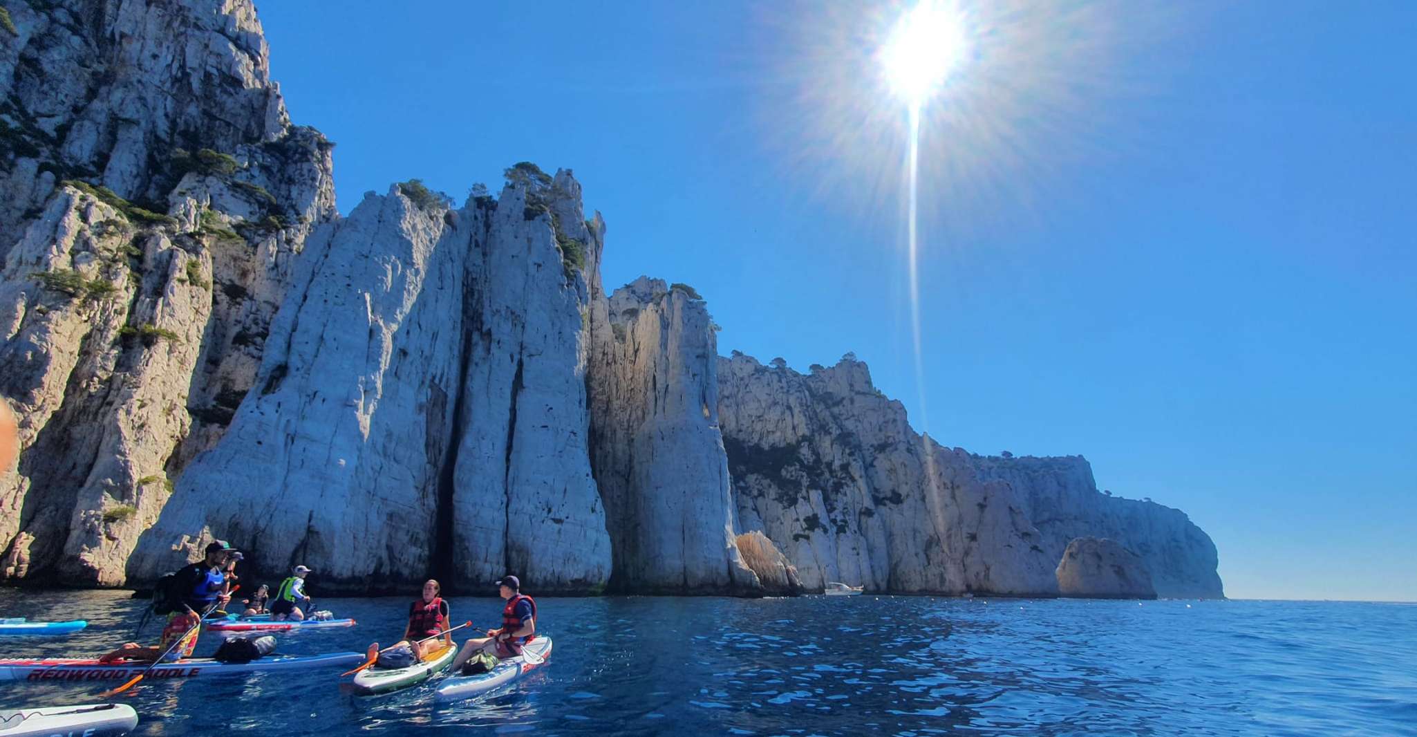 Cassis , Stand Up paddle dans le parc national des calanques - Hizvo