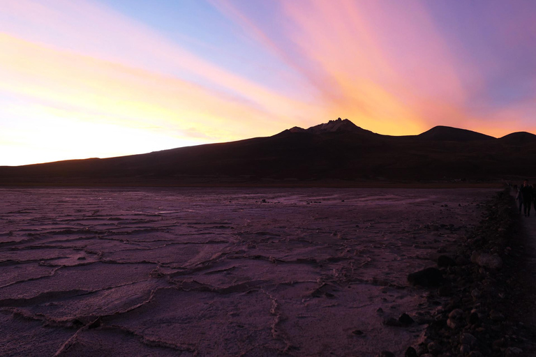 Uyuni Salt Flats Traditional Tour+sunset