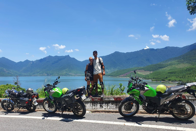 Da Nang/Hoi An Motorbike Day Tour: Explore via Hai Van Pass Da Nang Motorbike Day Tour: Linh Ung Pagoda - Hai Van Pass