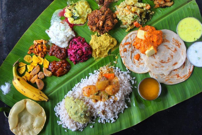 Luxury Backwater Cruise – One-Day Private Tour from Kochi