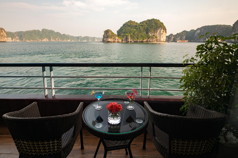 Hanoi: 2-Day Lan Ha, Halong 5-Star Cruises w/Balcony,Bathtub From Hanoi: 2 Days Halong 5 Stars Cruise w/ Balcony, Bathtub