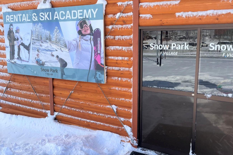 Speel met sneeuw bij HOKKAIDO Sneeuwpark &amp; Outlet ShoppingSki- en rodelervaring volledig draaiboek