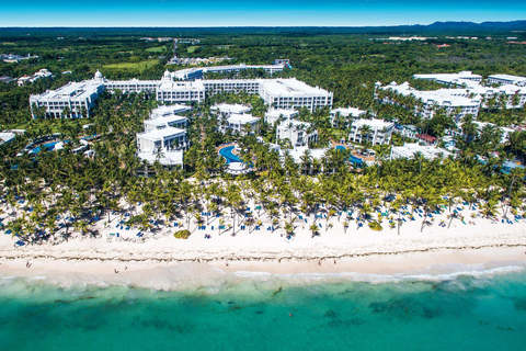 خدمة نقل خاصة من مطار بونتا كانا إلى قصر ريو ماكاونقل خاص من مطار بونتا كانا إلى ريو بالاس ماكاو