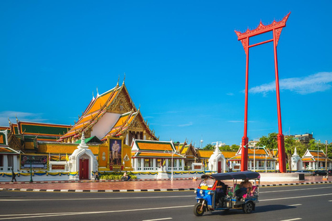 Bangkok: Tour guidato in un tipico Tuk-Tuk tailandese