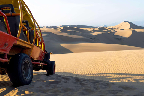 Depuis Huacachina : Sandboarding et excursion en buggy des dunes + revenuDepuis Huacachina : Sandboarding et Dune Buggy Tour + Revenu