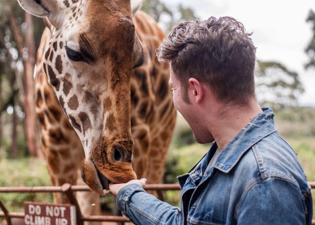 Karen Blixen, Beads Factory, Giraffe Center and Bomas Tour