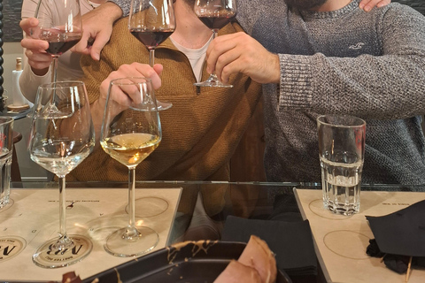 Thessaloniki: Greek Wines & Bites Tasting