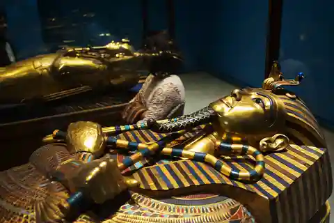2 dagars Kairo-turer till pyramider, museum, gamla Kairo och basaren