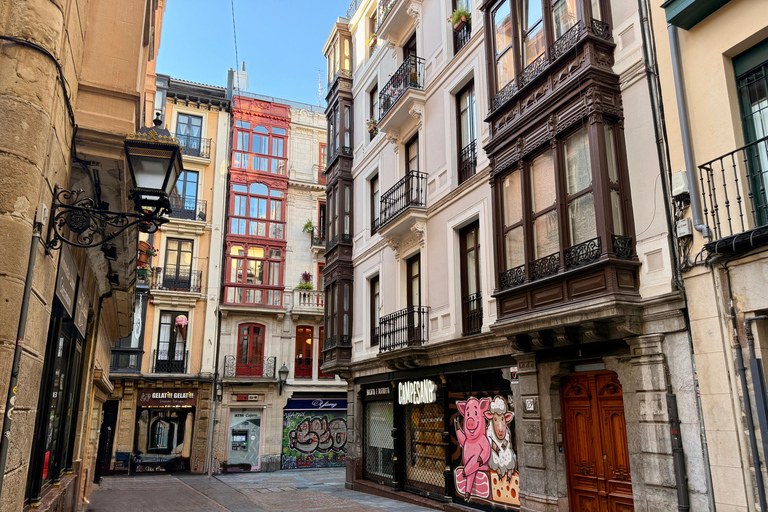 Bilbao: Historic Walking Tour and Highlights English Tour