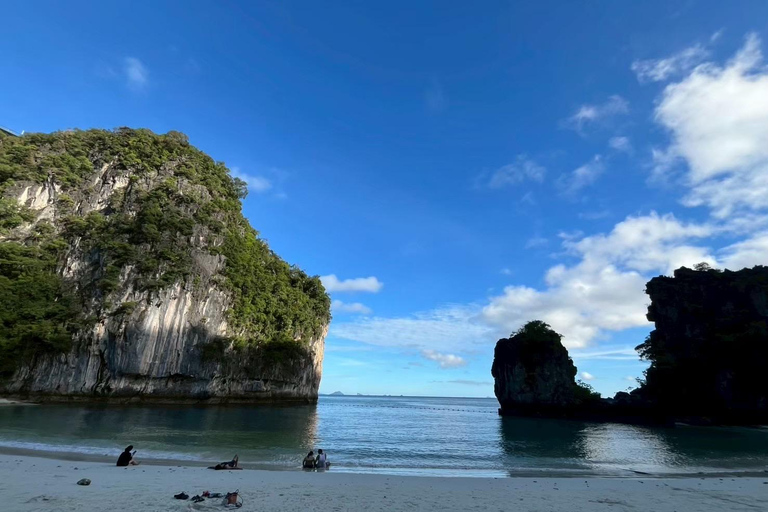 Hong Island Private Longtail with Snorkelling & Refreshments