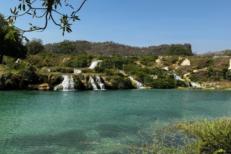 Salalah Ost Abenteuer: Wasserfälle, Berge & Safari