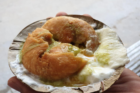 Jaipur: Food Walk with 8-10 Tastings