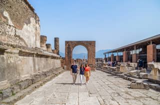 Pompeji: Kleingruppentour mit einem Archäologen