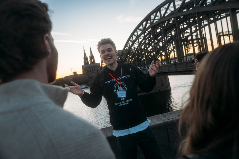 Köln: Kölner Dom &amp; Altstadt am Abend - Interaktive Tour mit BeamerKöln: Dom &amp; Altstadt am Abend - Deutsch -