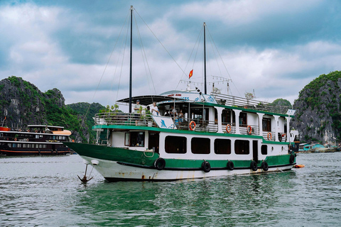 2 日吉婆岛-兰哈湾小团游（含三餐和门票）2天吉婆岛-兰哈湾之旅包括从河内出发的单程接送服务。