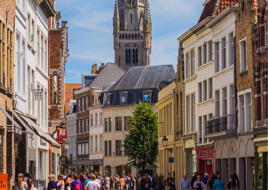 Experience the best of Bruges on Private Tour with Boat Ride