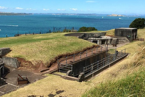 Private Auckland Natural Caves and Tunnels TourAuckland Natural Caves and Tunnels Tour