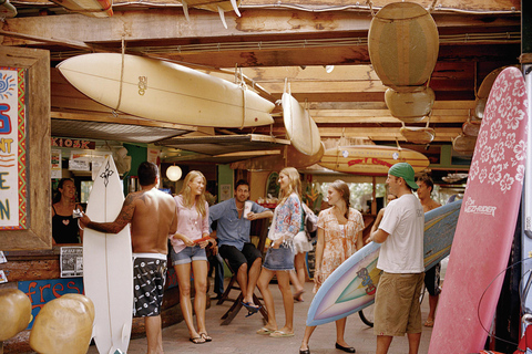 Gold Coast: Chill Out at Byron Bay Bus Transfer