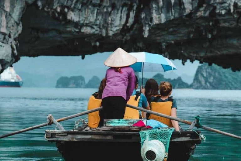 Leona Cruise: Ha Long Bay Day Tour with Cave & Titov Island Group Tour and Sharing Bus