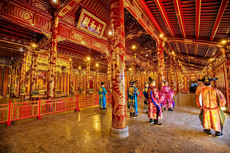 Hue Imperial City: An Dinh Palace, Citadel & Royal Dessert