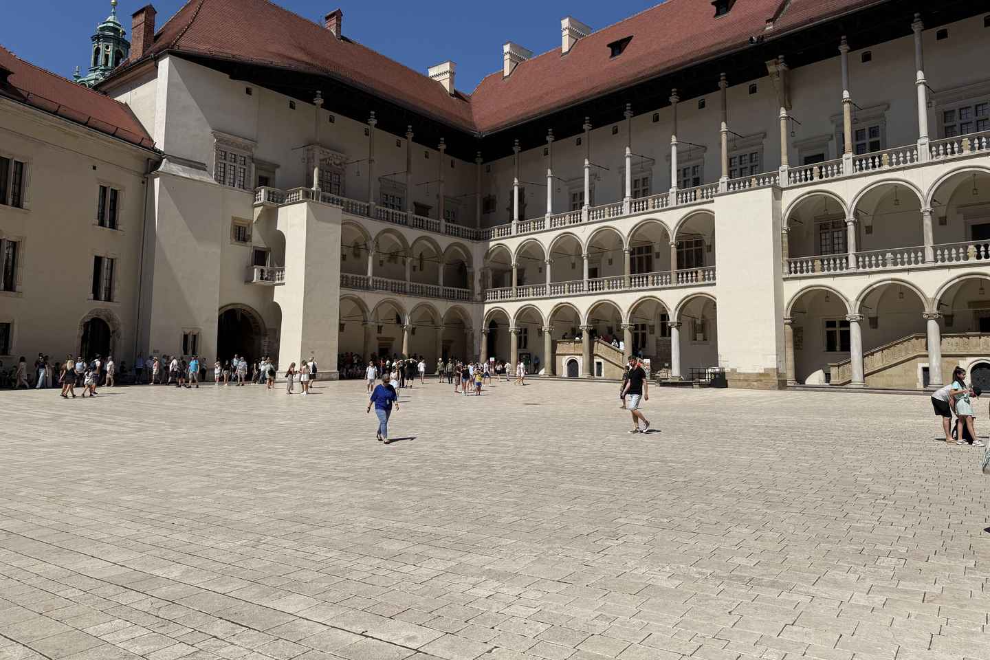 Krakow: Wawel Castle, Cathedral, Salt Mine, and Lunch