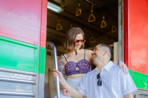 Bangkok:Floating Market & Maeklong Train Market Premium Tour