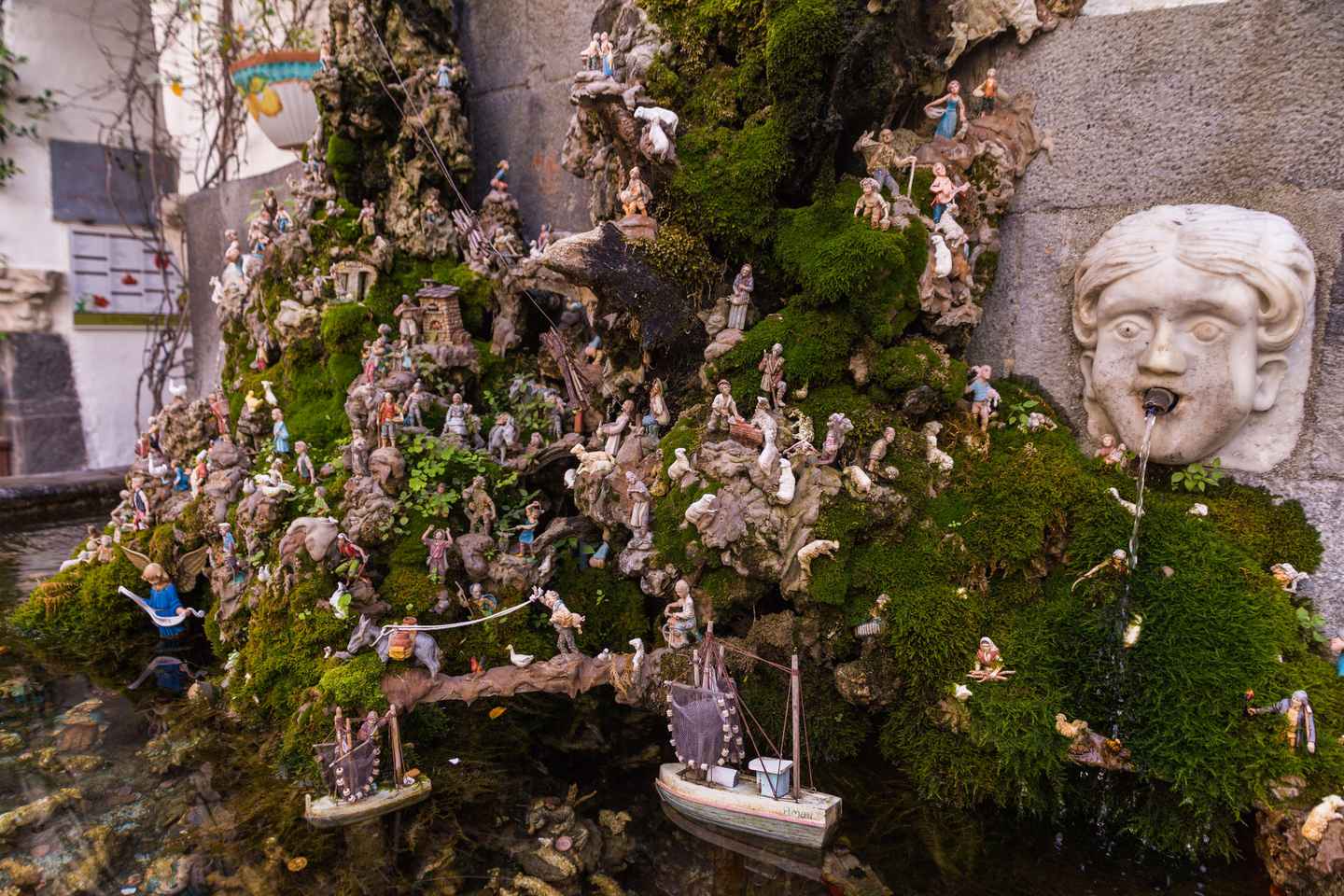 索伦托全日游：畅游波西塔诺、阿马尔菲和拉韦洛