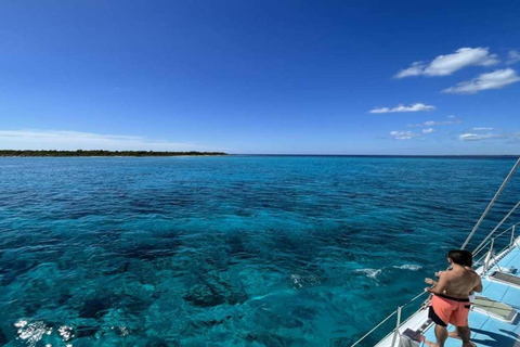 La Romana: Saona Island Tour with Lunch for Mein Schiff