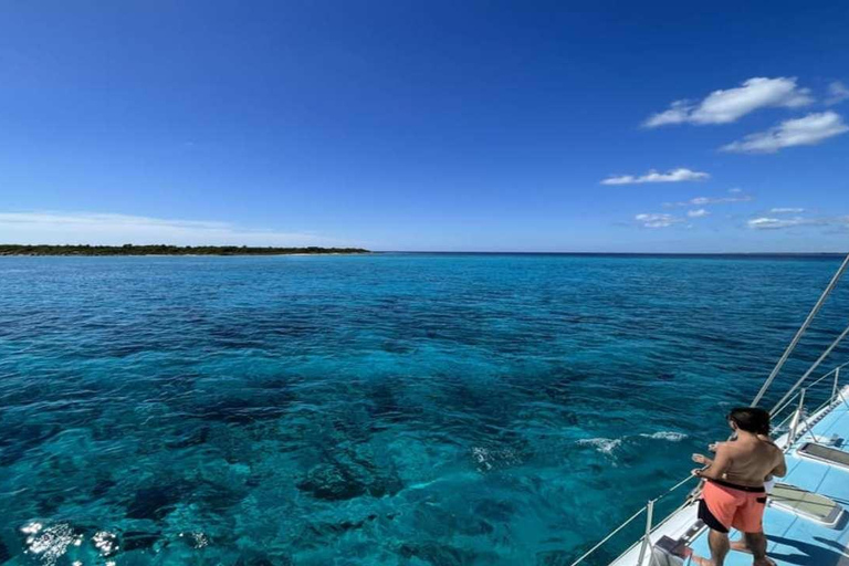 La Romana: Saona Island Tour with Lunch for Mein Schiff