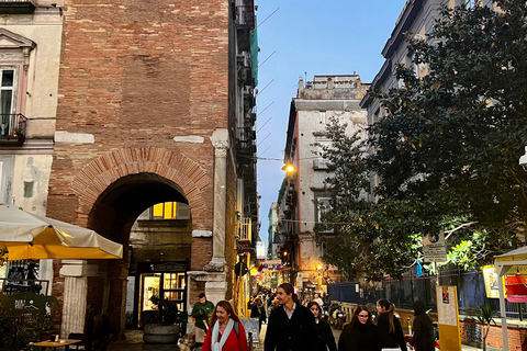 نابولي: جولة إرشادية في المركز التاريخي