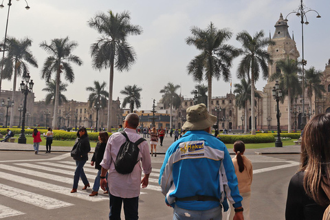 Tour della realtà di Lima: Baraccopoli + Pranzo + Tour della cittàCon il Porto di Callao