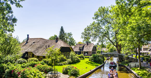 Amsterdam: Giethoorn Tagestour mit Bootstour