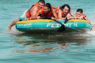 Banana boat ride in the Bay of Arcachon (10 minutes)