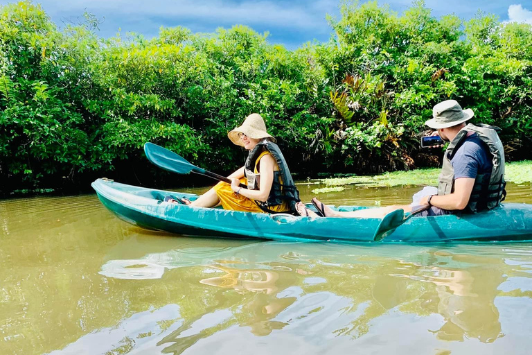 Mirissa: Whale Watching Boat Tour & Kayaking Experience Whale Watching Boat Tour only (With Entry Ticket)