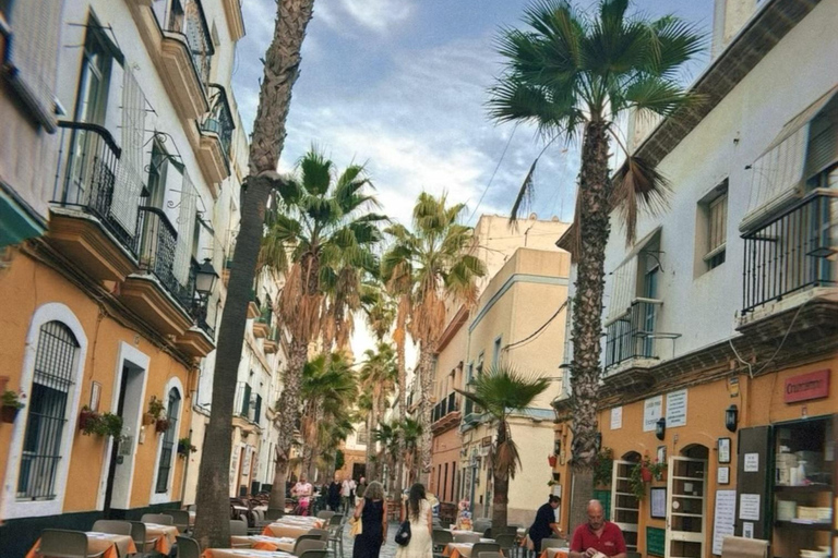 Cádiz: Walking Tour with Tapas and Drinks