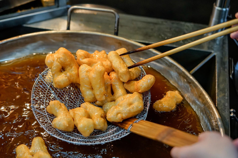 Smak Bangkoku: 3-godzinna uczta kulinarna w ChinatownBangkok: Chinatown Street Food Tour (ponad 10 degustacji)