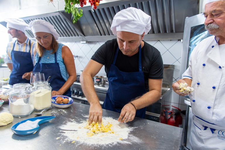 Cooking class: How to make Ravioli, Tagliatelle & Tiramisù! Cooking class: How to make Ravioli, Tagliatelle & Tiramisù