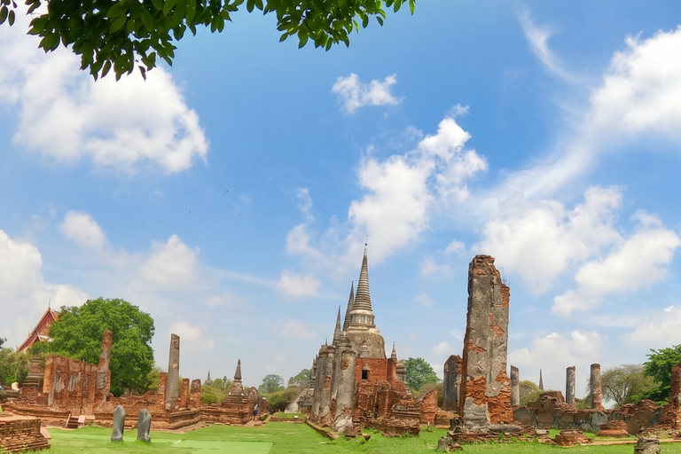 From Bangkok: Private Ang Thong and Ayutthaya Tour