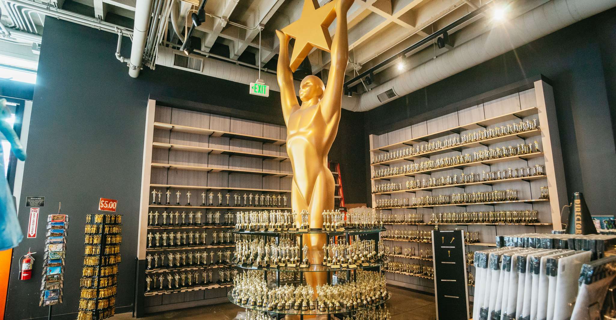 Van Long Beach of San Pedro, Hollywood en Los Angeles Tour - Housity