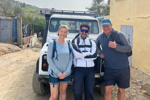 Chefchaouen: Rif Mountains Hiking Adventure with Lunch & 4x4