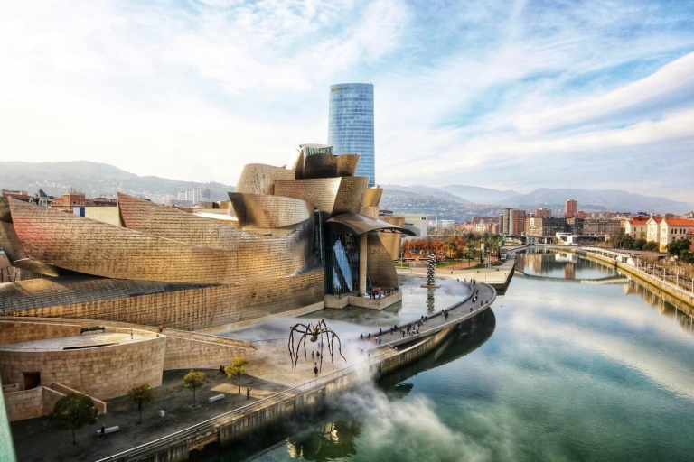 Walking tour of Bilbao with pintxo and drink