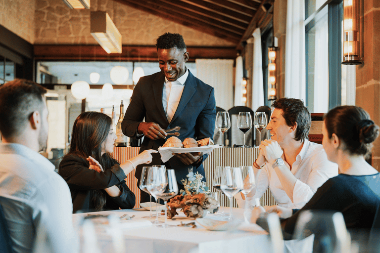 Bilbao: Rioja Wine Tour with Tastings and LunchPrivate tour option (Spanish)