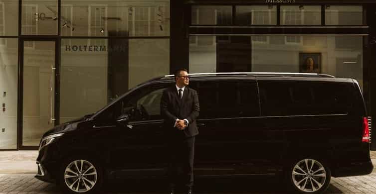 Dubai or Abu Dhabi: Private Chauffeur Service photo 11