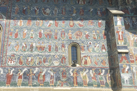 UNESCO Monasteries & Traditional Arts Day Tour from Iași