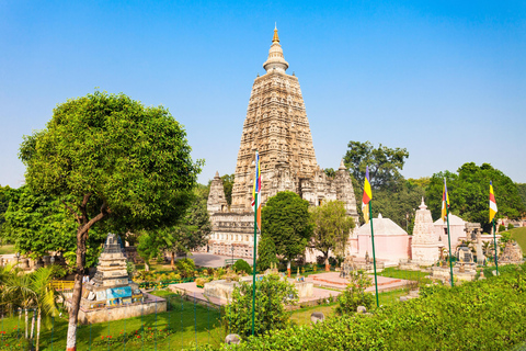 From Varanasi: Bodhgaya 2-Day Tour with Accommodation