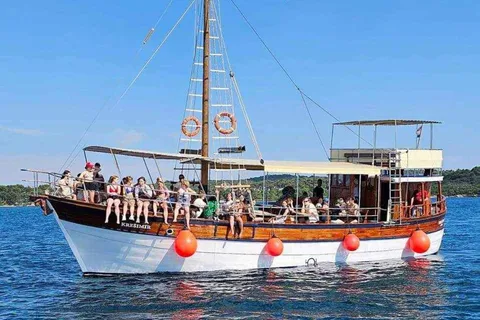 Fažana : Croisière sur les îles Brijuni avec arrêt sur l'île du Paon