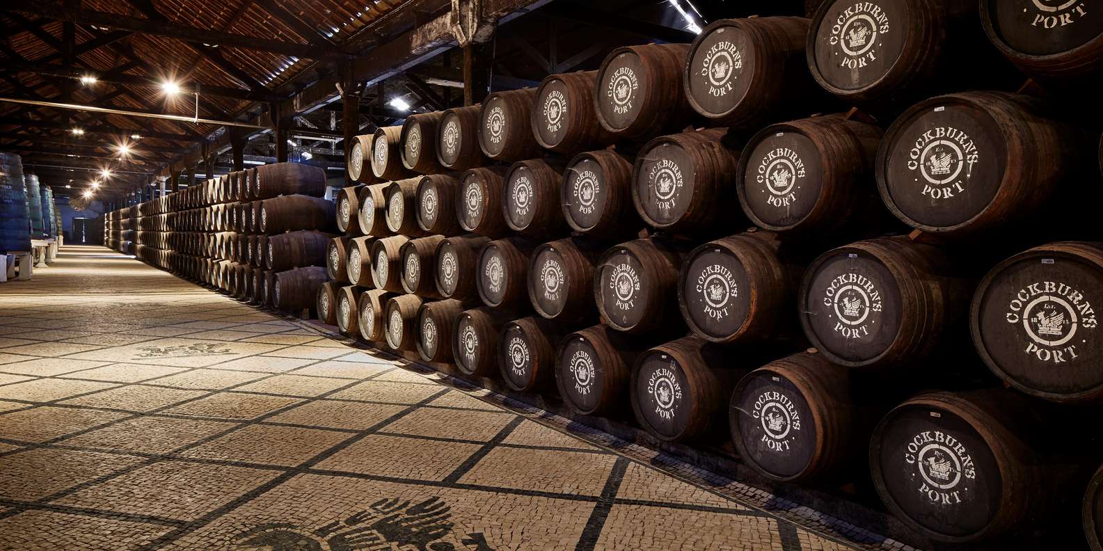 Porto: Cockburn’s Port Lodge Tour and Tasting
