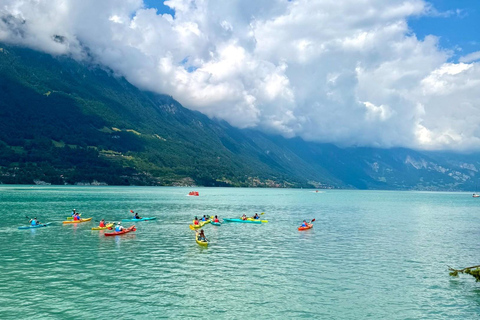 Odkryj Interlaken – jeziora, ruiny i widoki na wycieczce e-roweremOdkryj Interlaken – jeziora, ruiny i widoki: wycieczka na e-rowerze